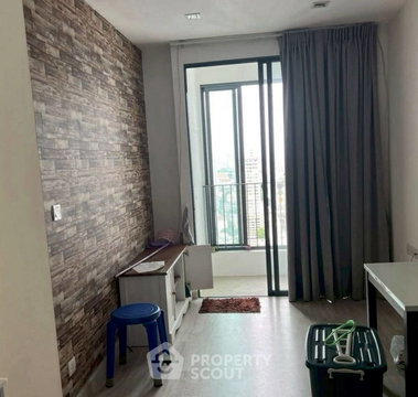 ใกล้ BTS Krung Thon Buri เพียง 80 ม. คอนโด 2 ห้องนอน Ideo Mobi Sathorn (ID 3228598)