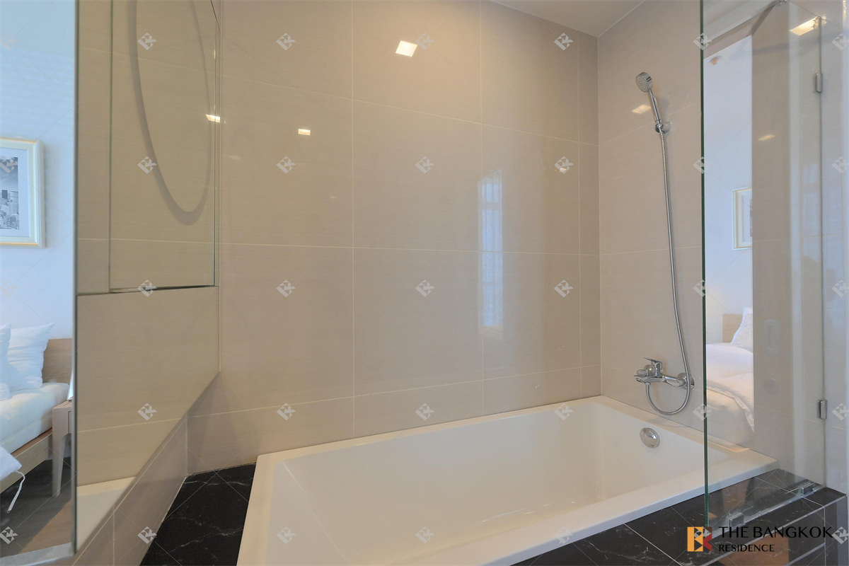 picture Location Near Employment, Surrounded by Lifestyles Park 24 - 3/10