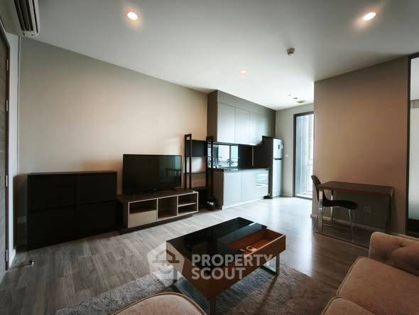 รูป ใกล้ BTS พระโขนง เพียง 100 เมตร | 1 ห้องนอน The Room Sukhumvit 69 (ID 2431906) - รูปที่ 3/15