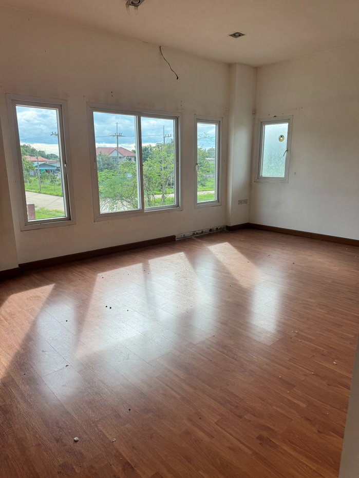 รูป 🏡 บ้านเดี่ยว 2 ชั้น 5 ห้องนอน ในโครงการเดอะลากูน ริมทะเลสาบ — ปทุมธานี - รูปที่ 11/29