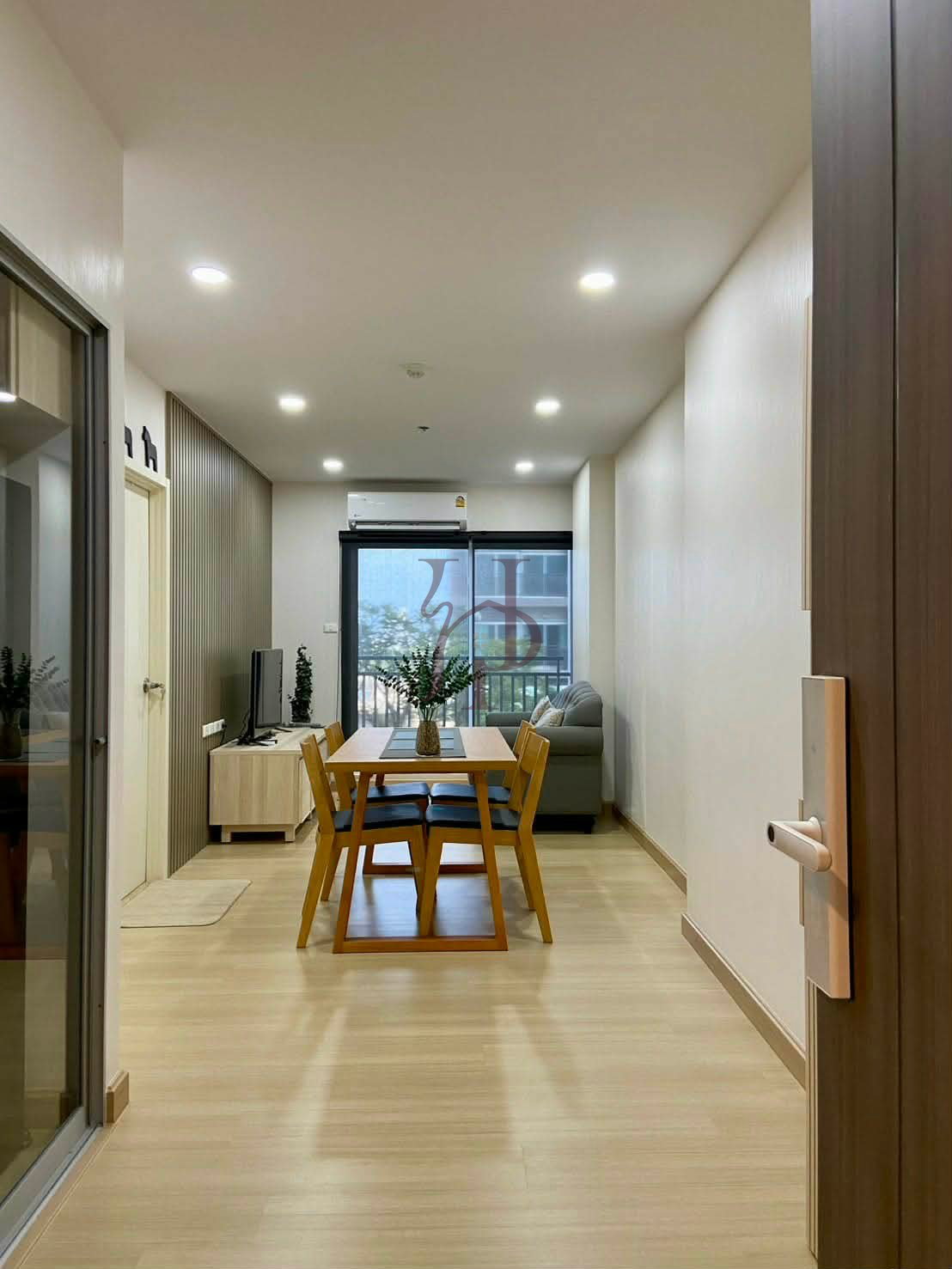 ✨ Pool View Unit, 8th Floor - Supalai Veranda Phasi Charoen Station | Call now 063-616-5390