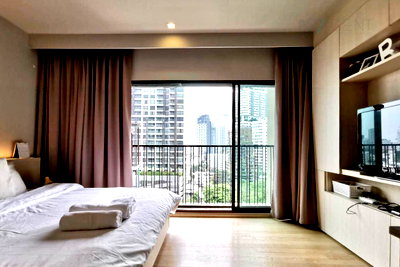 คอนโดให้เช่า : ให้เช่าคอนโด โนเบิล รีไฟน์ อาคาร 1 ชั้น 12 สตูดิโอ ขนาด 33.00 ตรม ใกล้ โรงพยาบาล สมิติเวช