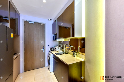 Condos for sale : Ashton Silom near BTS Chong Nonsi More Convenience, Full Relaxation