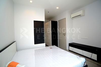 Condos for sale : Ideo Verve Ratchaprarop Convenient Travel, Great Value per Square Meter near Airport Rail Link Ratchaprarop Station