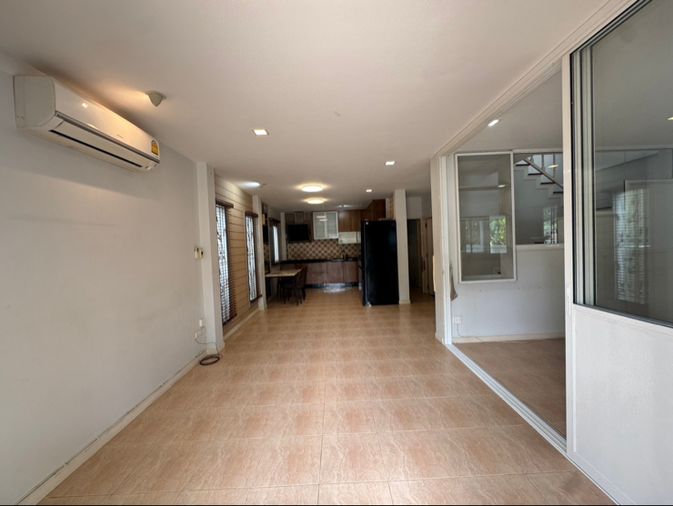 ให้เช่าบ้านเดี่ยว 3 ห้องนอน 55 ตร.ว. เขตจตุจักร