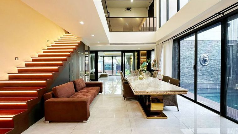 4-bed house for sale, 473 sqm, 97 sq wah, Din Daeng
