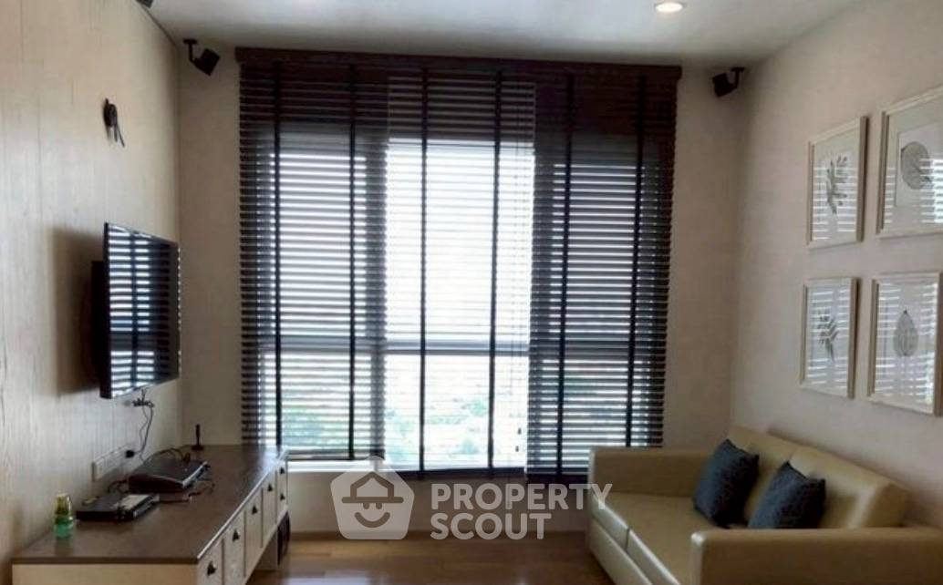 picture 90m To BTS Krung Thon Buri | 2-BR Hive Sathorn (ID 3228215) - 1/5