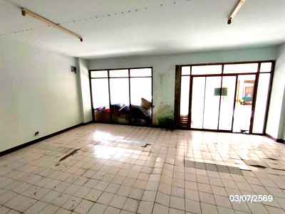 Condos for sale : CONDO 83.28 Sq.m. Wang Thonglang Bangkok for 1.2M