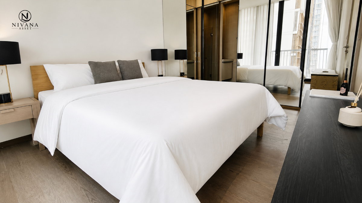 picture Brand New. Beautifully Furnished. Perfectly Located. - 6/22