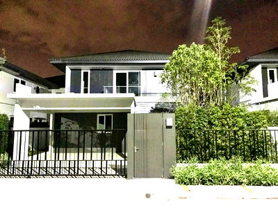 Houses for rent Mega Bangna : For Rent Detached House Mantana Onnut Wongwaen5 GH654