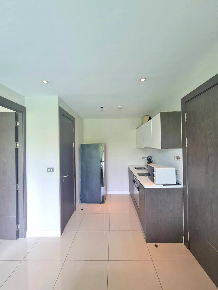 picture For sale The Point Pratumnak 42 Sq.m. Corner Unit - 9/25