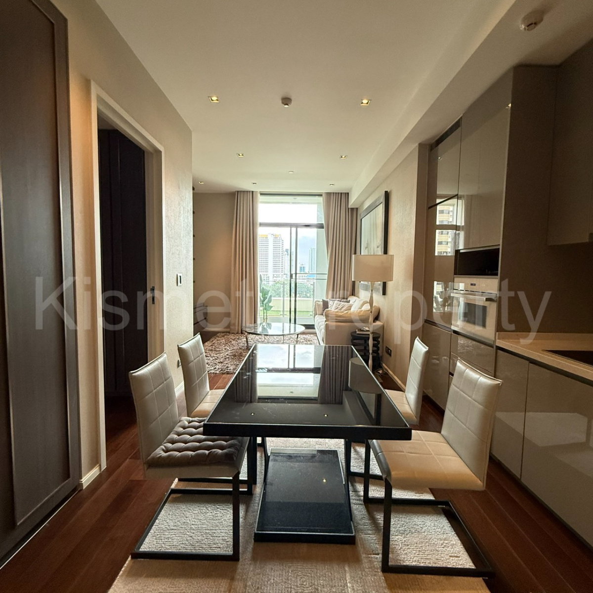 🔥The Diplomat 39 - 2 Bedrooms for RENT ONLY 80K 🔥