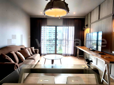 Condos for rent : ▚ L05C0FNツ FOR RENT: Noble Refine 1 Bed 55sqm Corner Unit Industrial Modern Style Fully Furnished✨