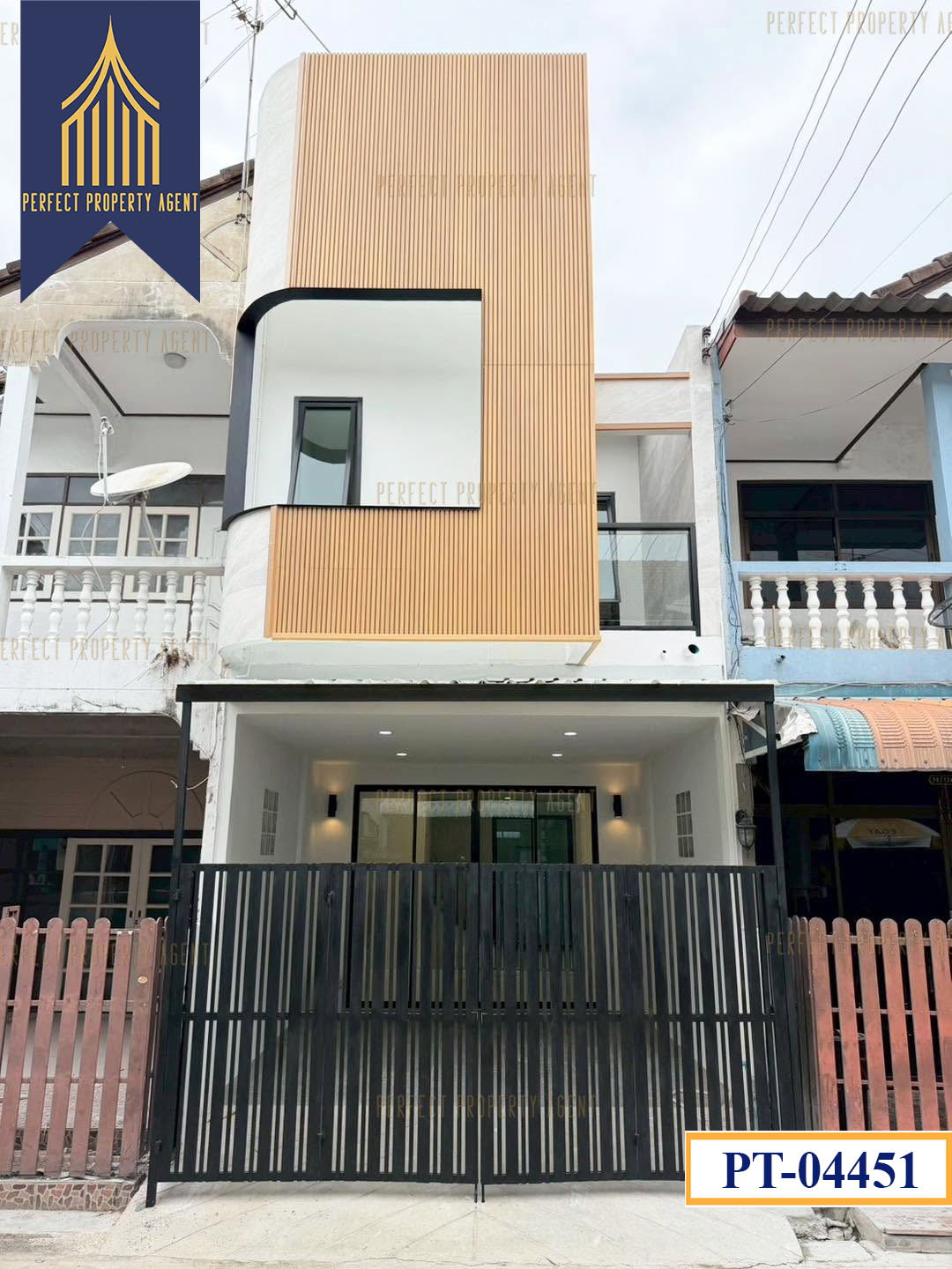ขายทาวน์โฮมดีไซน์ Modern พิพรพงษ์ วิภาวดีรังสิต 84 ดอนเมือง รีโนเวทใหม่พร้อมอยู่