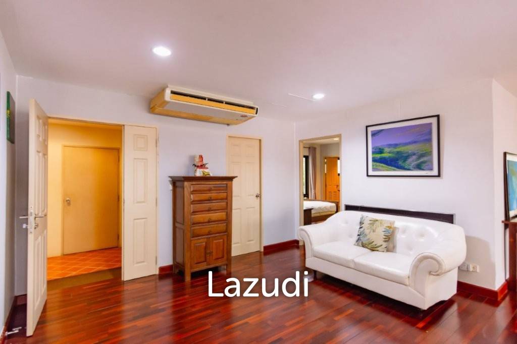 รูป SANTI PURA : Luxury Sea View 250 sqm 5 bed 5 bath Beach Side Condo - รูปที่ 32/50