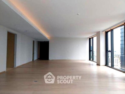 คอนโดให้เช่า : ใกล้ BTS ทองหล่อ เพียง 10 เมตร คอนโด 4 ห้องนอน 416 ตร.ม. SCOPE Thonglor (ID 3231367)