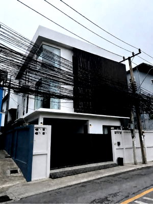 Home office for rent Bangkok : 🏠 3-Storey Detached House | Huai Khwang–Sutthisan | Home Office