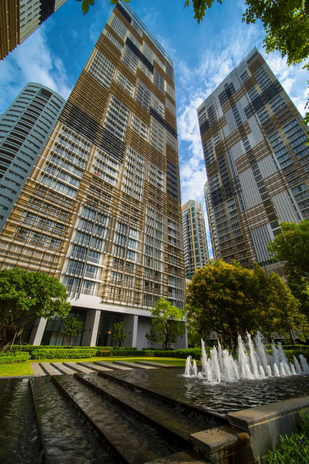 picture Brand New. Beautifully Furnished. Perfectly Located. - 22/22