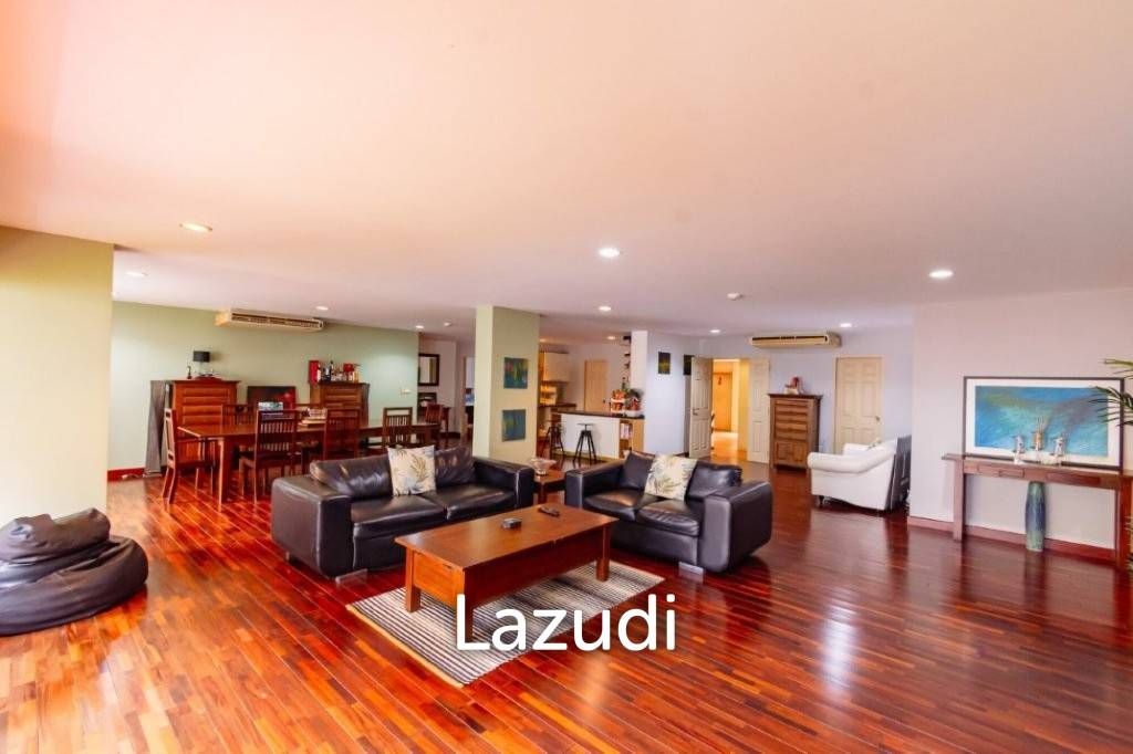 รูป SANTI PURA : Luxury Sea View 250 sqm 5 bed 5 bath Beach Side Condo - รูปที่ 3/50