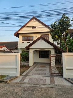 รูปภาพ ให้เช่า บ้านเดี่ยว รีโนเวท 2 ชั้น หมู่บ้านประชาชื่น ถนนสามัคคี 75 ตรว 3 นอน 2 น้ำ 23000 บาท