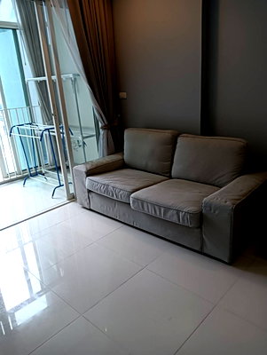 Condos for rent : Condo for Rent – Spacious 35 sqm High-Floor Unit, Great Price Ideo Verve Ratchaprarop