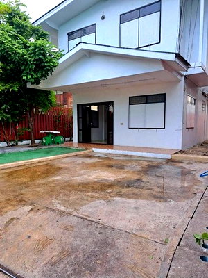 เช่าบ้านเดี่ยว ซอยอุดมสุข (สุขุมวิท 103) : ให้เช่าบ้านเดี่ย2ชั้น ถนนสุขุมวิท ใกล้ BTS เพียง 600 เมตร