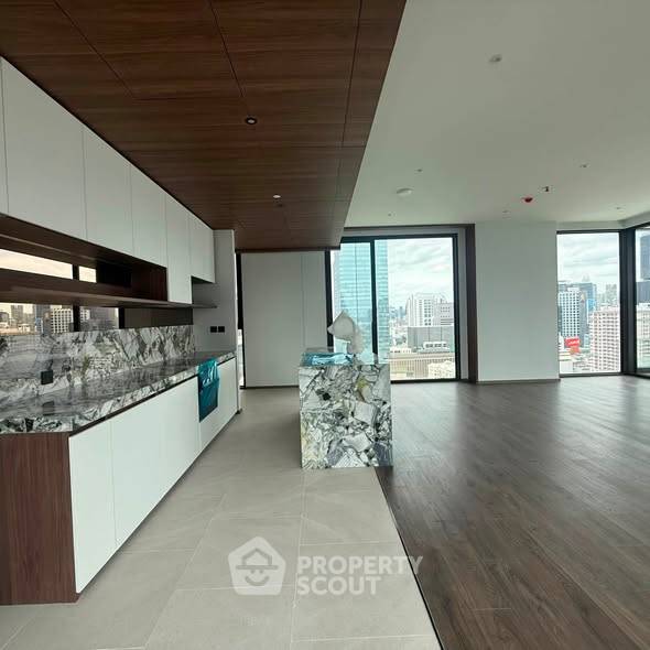 picture 24th-Floor 3-BR Condo At ROMM CONVENT Near BTS Sala Daeng (ID 3231270) - 2/11
