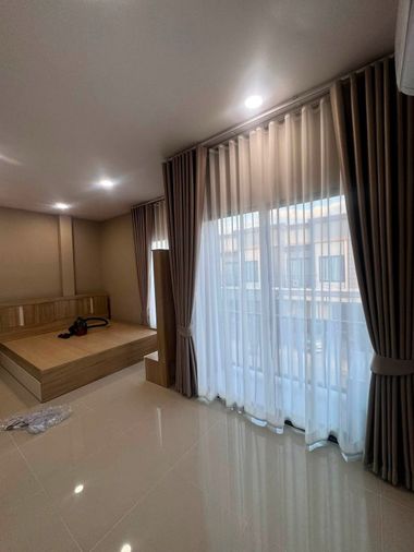 ให้เช่าทาวน์โฮม 3 ห้องนอน 18 ตร.ว. ดิ เอเทรี่ยม