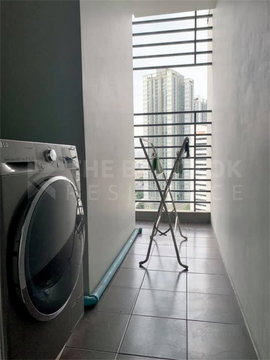 Convenient Travel, Great Value per Square Meter Belle Grand Rama 9 near MRT Rama 9 Station