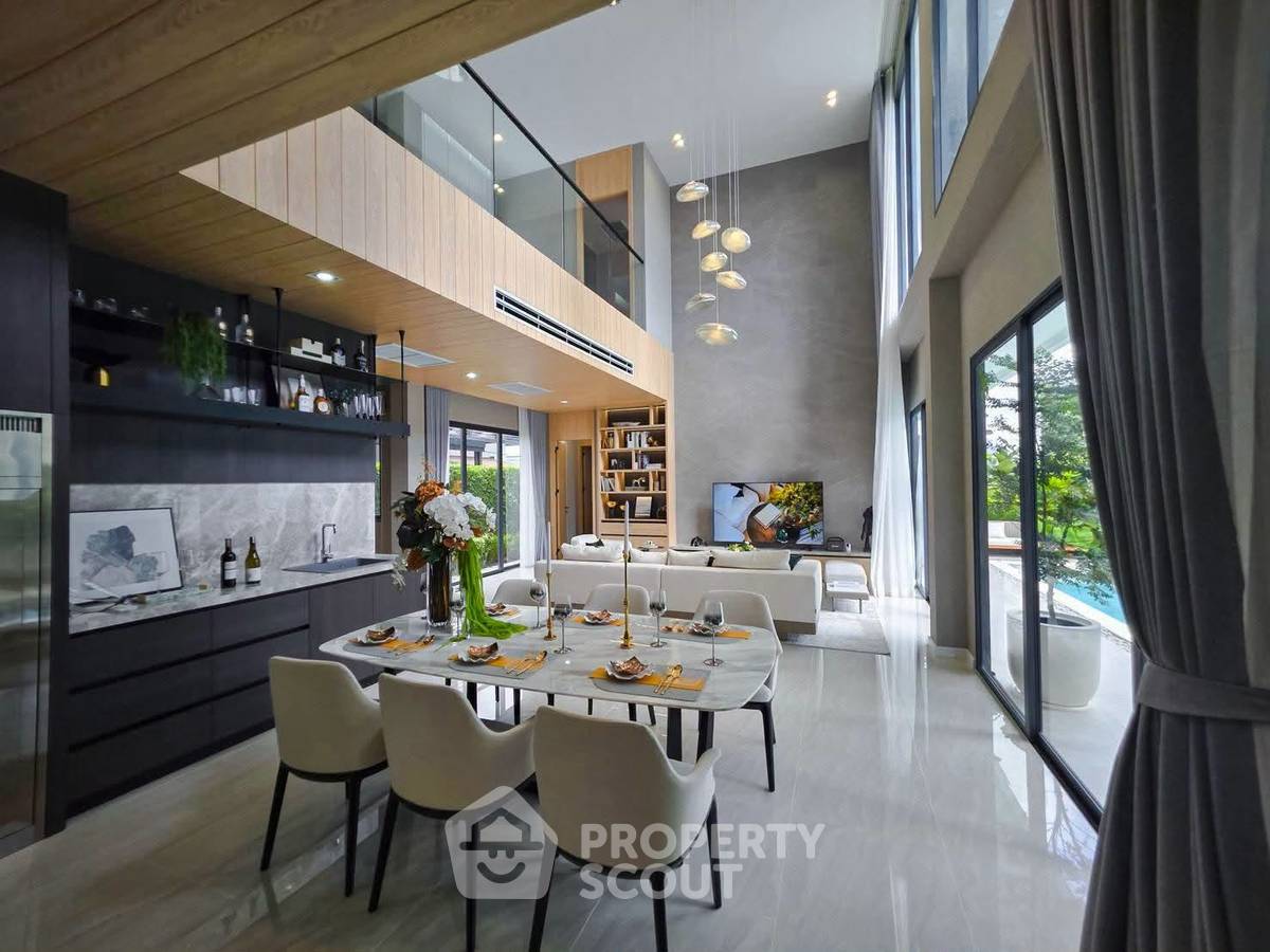 รูป เลี้ยงสัตว์ได้ วิลล่า 4 ห้องนอน 425 ตร.ม. Luxury Vista Villa พัทยาใต้ (ID 3234359) - รูปที่ 6/19
