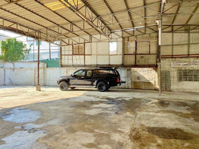 รูป 260825jakamosk ให้เช่า โกดัง บางจาก พระโขนง โกดังให้เช่า ใจกลางสุขุมวิท 60-66 120 ตร.ว. 553ตร.ม 1 นอน 1 น้ำ รร.พระโขนงพิทยาลัย 800 - รูปที่ 2/8