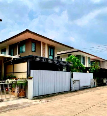 บ้านเดี่ยวให้เช่า : ปล่อยเช่าบ้านเดี่ยวโกลเด้นอเวนิว ใกล้เมืองทองธานี