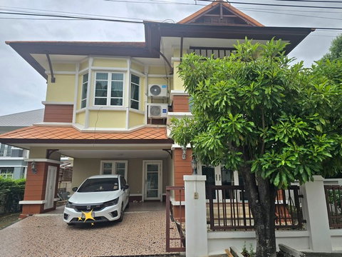 For rent, 2-story detached house, 72 sq m. beautiful location Kingkaew Bangna near Suvarnabhumi Airport