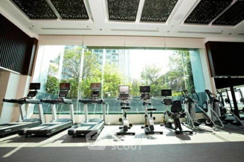 คอนโด 1 ห้องนอน ชั้น 25 Circle Condominium ใกล้ MRT เพชรบุรี (ID 372534)