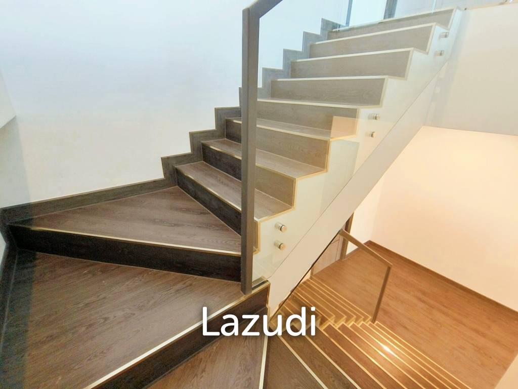 picture 4 Bed 5 Bath 330 SQ.M House in Soi Sukhumvit 65 - 9/42