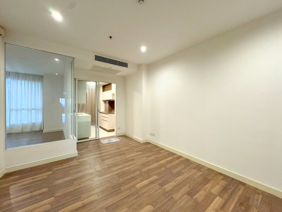 รูป 🏠✨ เดอะ รูม สาทร - ตากสิน (The Room Sathorn - Taksin) | ขายคอนโด 1 ห้องนอน (HBH-ST-293) - รูปที่ 7/12