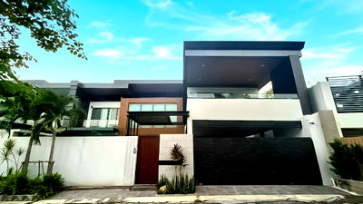 Houses for sale Chonburi : Luxury House for Sale Thung Klom Tan Man 5Bed Private Pool