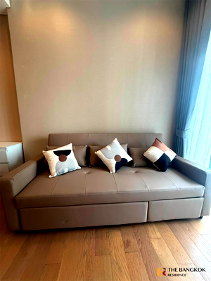 Condos for rent : The Saint Residences Location Near Employment, Surrounded by Lifestyles near MRT Phahonyothin Station