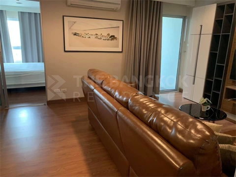 Convenient Travel, Great Value per Square Meter Belle Grand Rama 9 near MRT Rama 9 Station