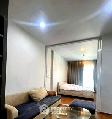 Condos for rent : 90m To BTS Krung Thon Buri | 1-BR Hive Sathorn (ID 3228214)