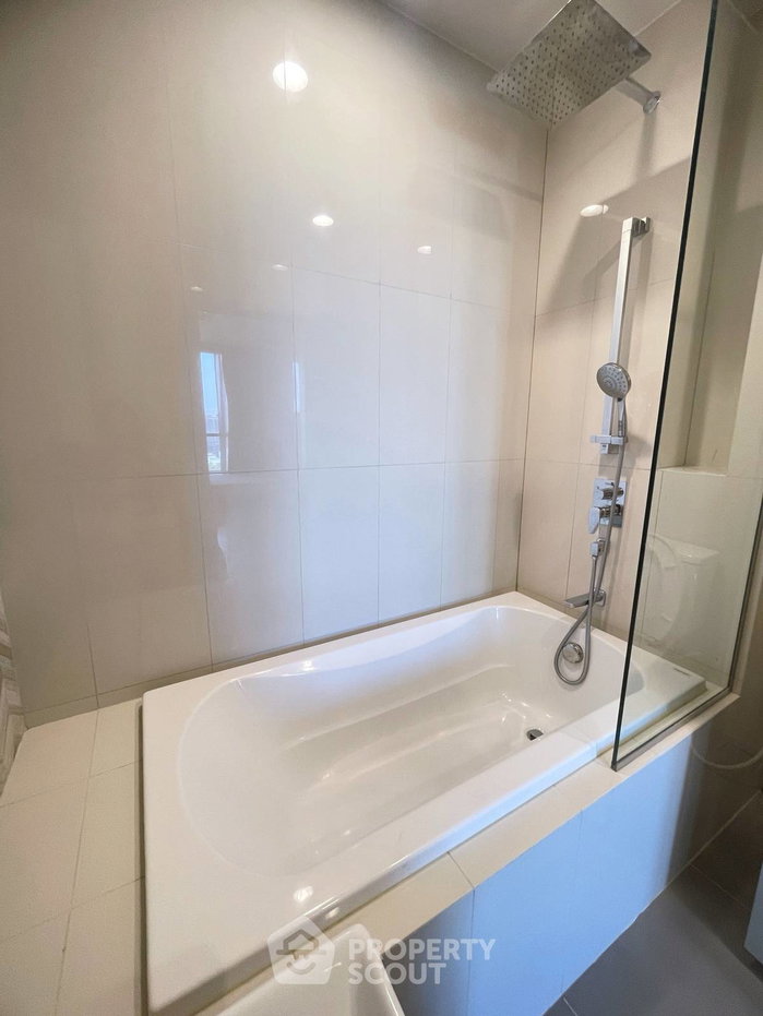 รูป คอนโด 1 ห้องนอน ชั้น 30 Oka Haus Sukhumvit 36 ใกล้ BTS ทองหล่อ (ID 3064642) - รูปที่ 9/12