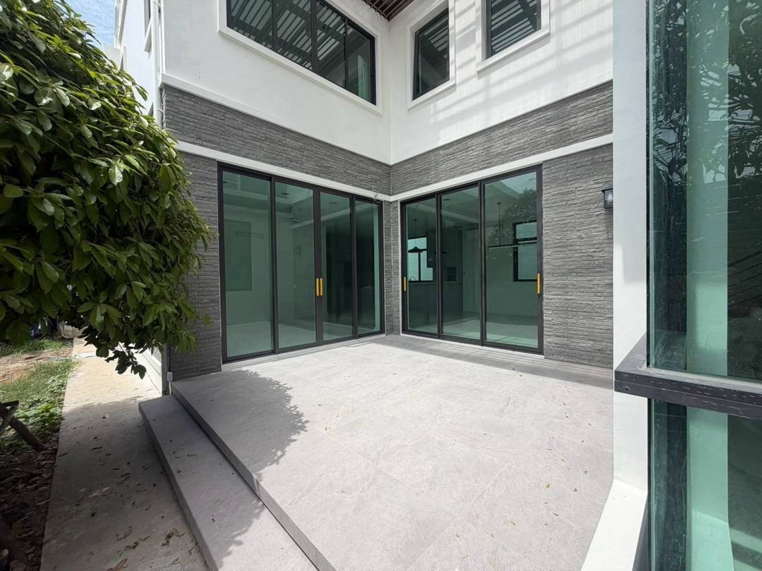 รูป บ้านเดี่ยวสร้างใหม่ 3 ชั้น ย่านบางโพ - รูปที่ 2/20