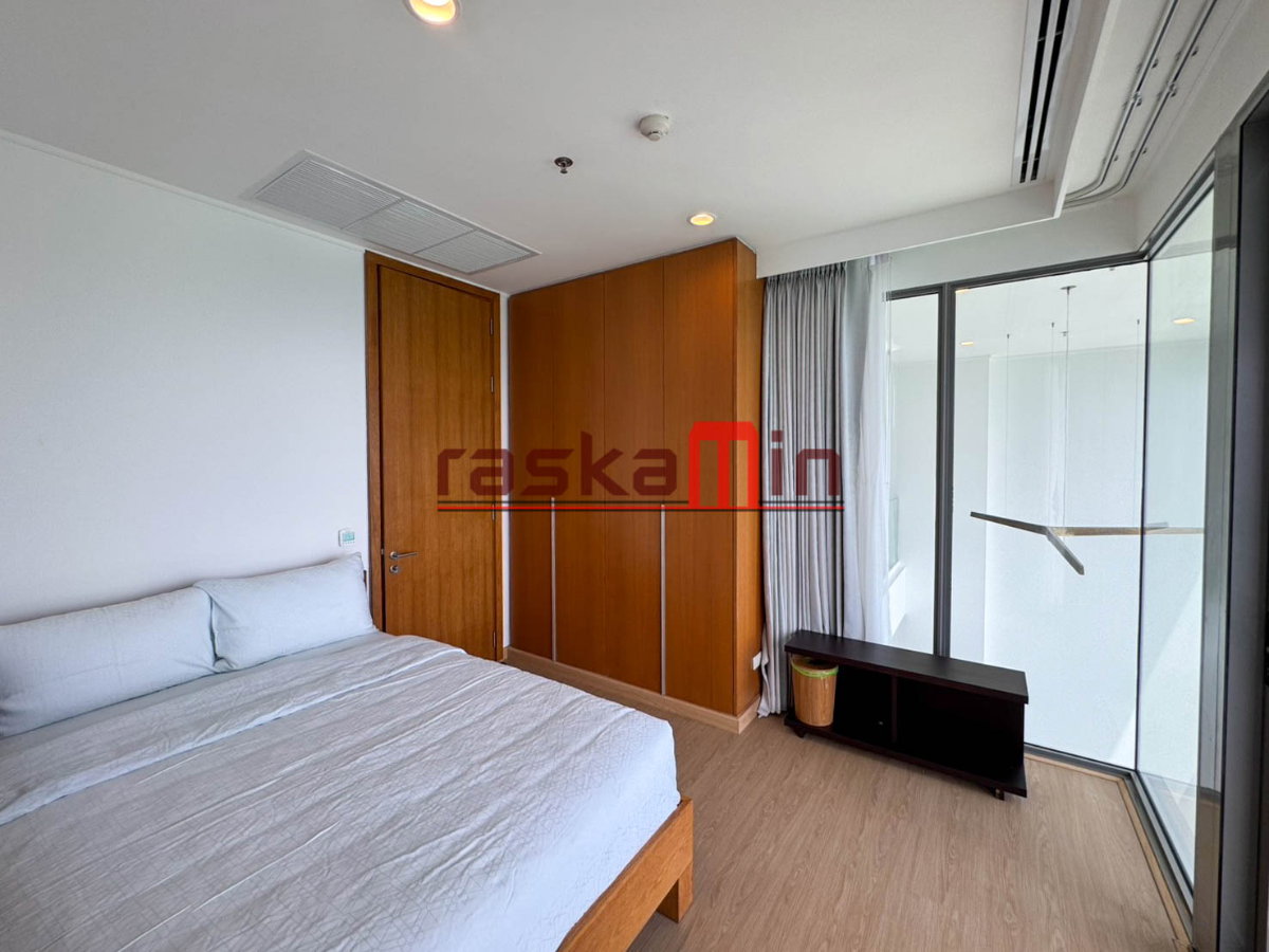 picture Northpoint Wongamat Condo for Rent – 3 Bedroom Duplex, Tower A, Sea View - 23/28
