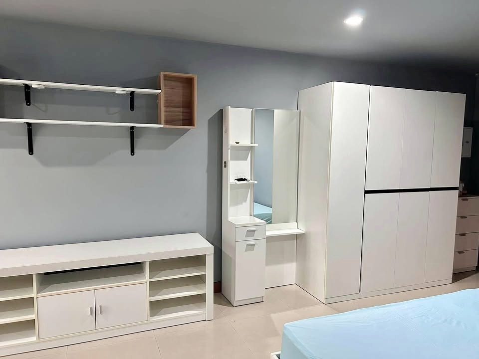 รูป คอนโดให้เช่า Regent Home 7 (เฟอร์นิเจอร์ครบ) ใกล้ BTS บางนา - รูปที่ 2/8