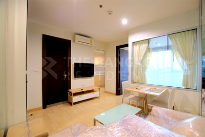 Condos for sale : RHYTHM Ratchada near MRT Ratchadaphisek Station Easy Travel, Fully Utilized Space