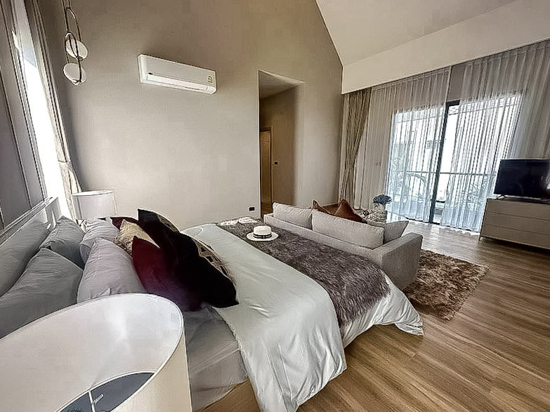 รูป High End House for Sale Thung Klom Tan Man 4Bed Private Pool - รูปที่ 13/17