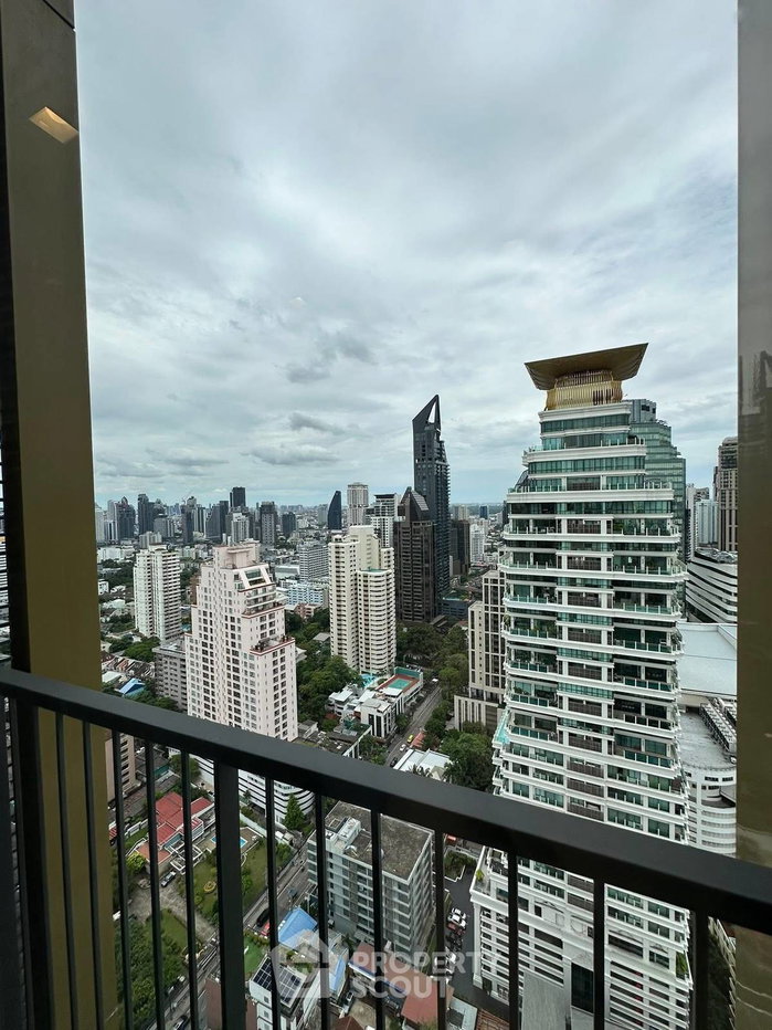 picture 35th-Floor 2-BR At Noble State 39, 400m To BTS Phrom Phong (ID 2296356) - 5/10