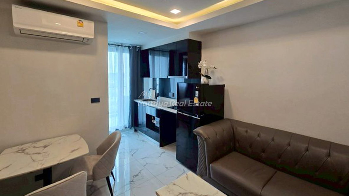 🛏️ 1 ห้องนอน - 🛁 1 ห้องน้ำ - 🏙️ Sea View - 🌏 ชื่อชาวต่างชาติ - 🏢 Arcadia Millennium Tower Pattaya - รหัส: ARCM21