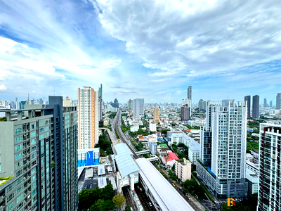 Condos for sale : Q House Condo Sathorn Convenient Travel, Great Value per Square Meter near BTS Krung Thonburi
