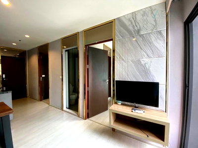 Condos for rent : 🎊 For Rent Condo RHYTHM ASOKE Building 1, Floor 28,2 bed room, Room size 42 sqm